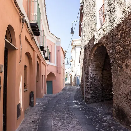 Casa Chessa Vardeu_appartamento In Centro Storico